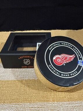 NHL Game-Used Puck Opener Red Wings Vs. New York Rangers 2018